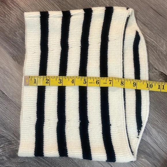 Strapless 2 piece sweater dress, skirt,tube top, black,white,stripped, Large,New - Picture 4 of 6